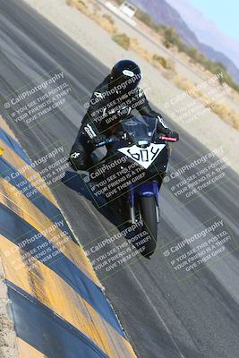 media/Jan-13-2024-SoCal Trackdays (Sat) [[9c032fe5aa]]/Turn 14 Inside (150pm)/